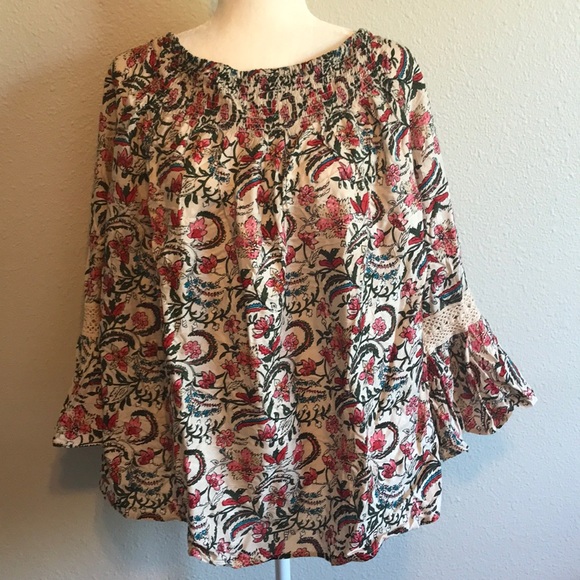 dizzylissy Tops - Dizzylissy NWT Blouse Top dizzylissy Tops - Dizzylissy NWT Blouse Top